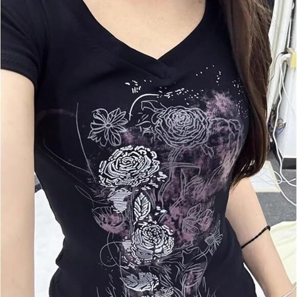 Y2k Fairy Grunge Clothes for Women Emo 2000s Skull Skeleton Print Tees Shirts Fa - Picture 1 of 2
